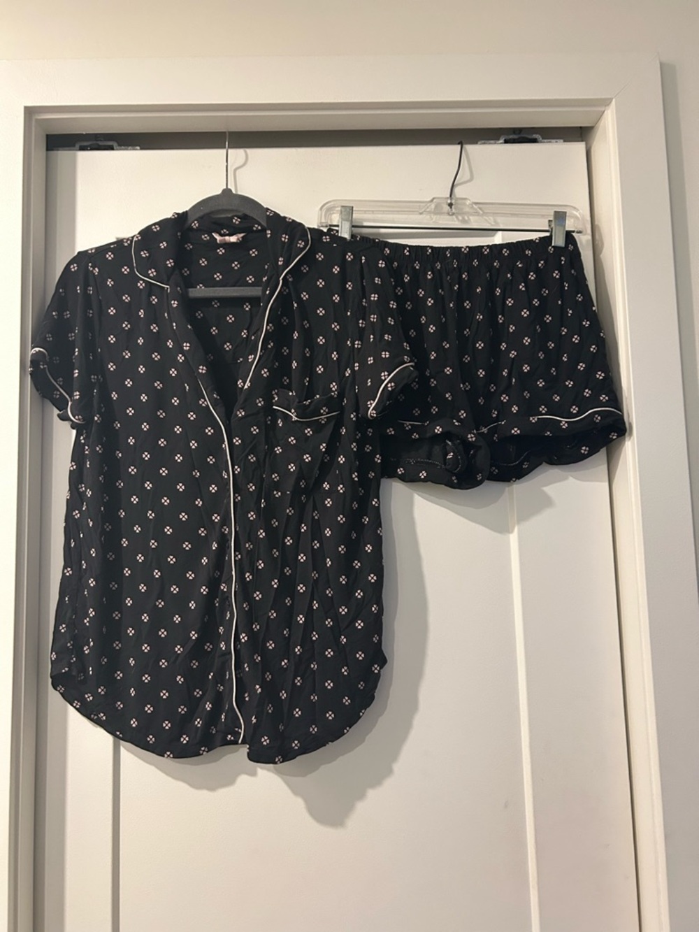 kate spade Black Printed Short Pajama Set with pink Piping